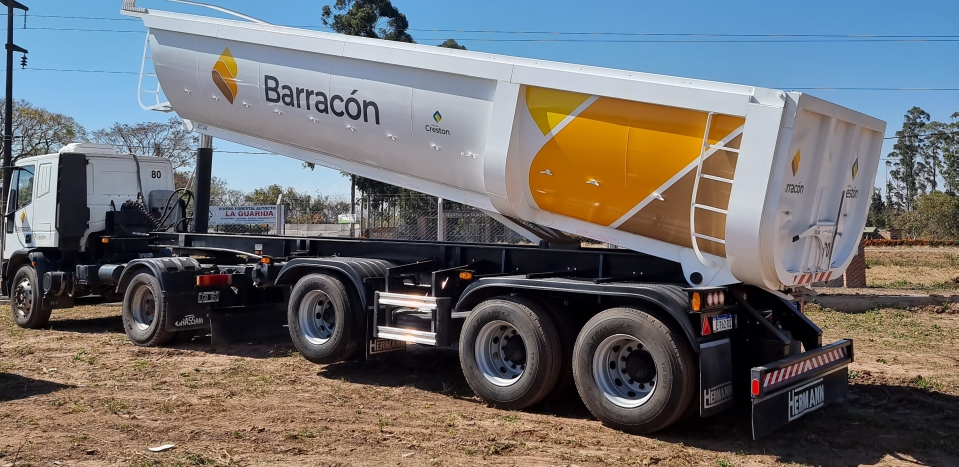 Barracón - foto 1